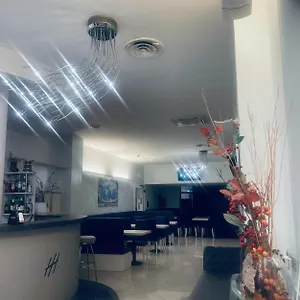 Holiday- Finestrella 3* Bologna